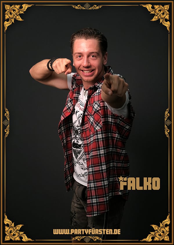 2020_Einzelfotos_Falko_600.jpg